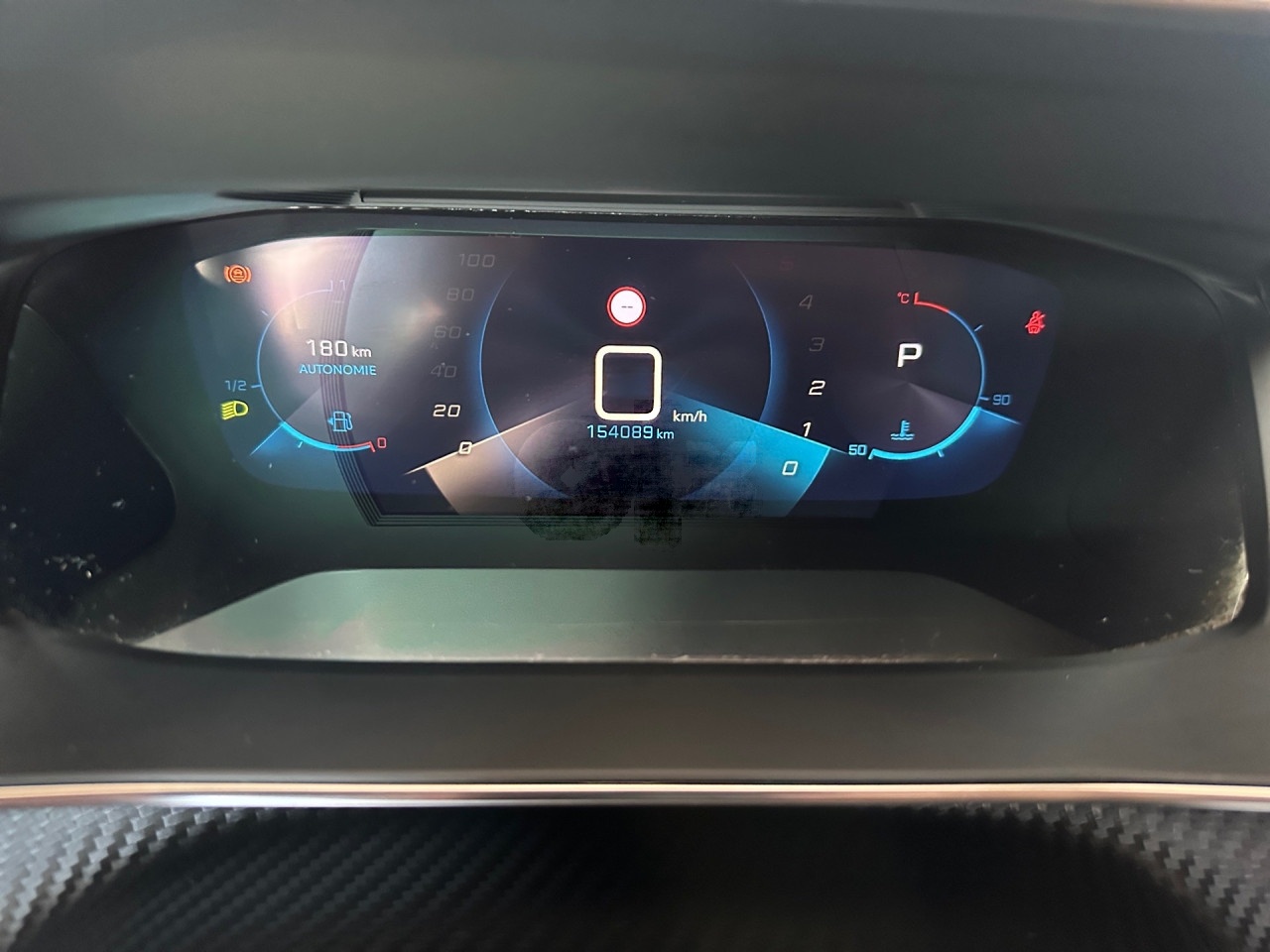 PEUGEOT 2008 GT 1.5BlueHDi Automatik 3D virtual cockpit Kamera