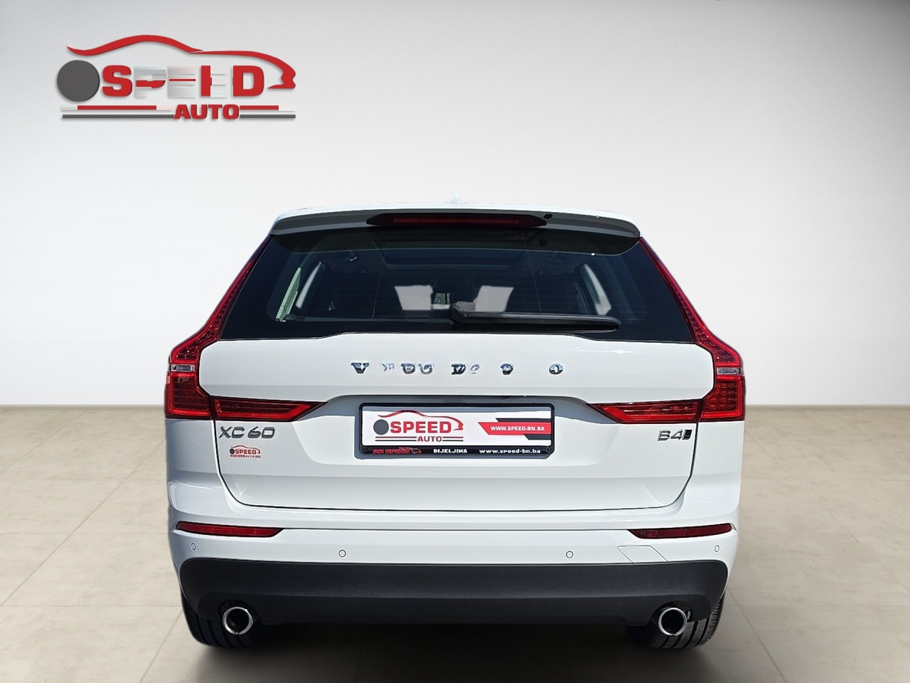 VOLVO XC60 B4D MOMENTUM PRO   AWD   AUTOMATIK