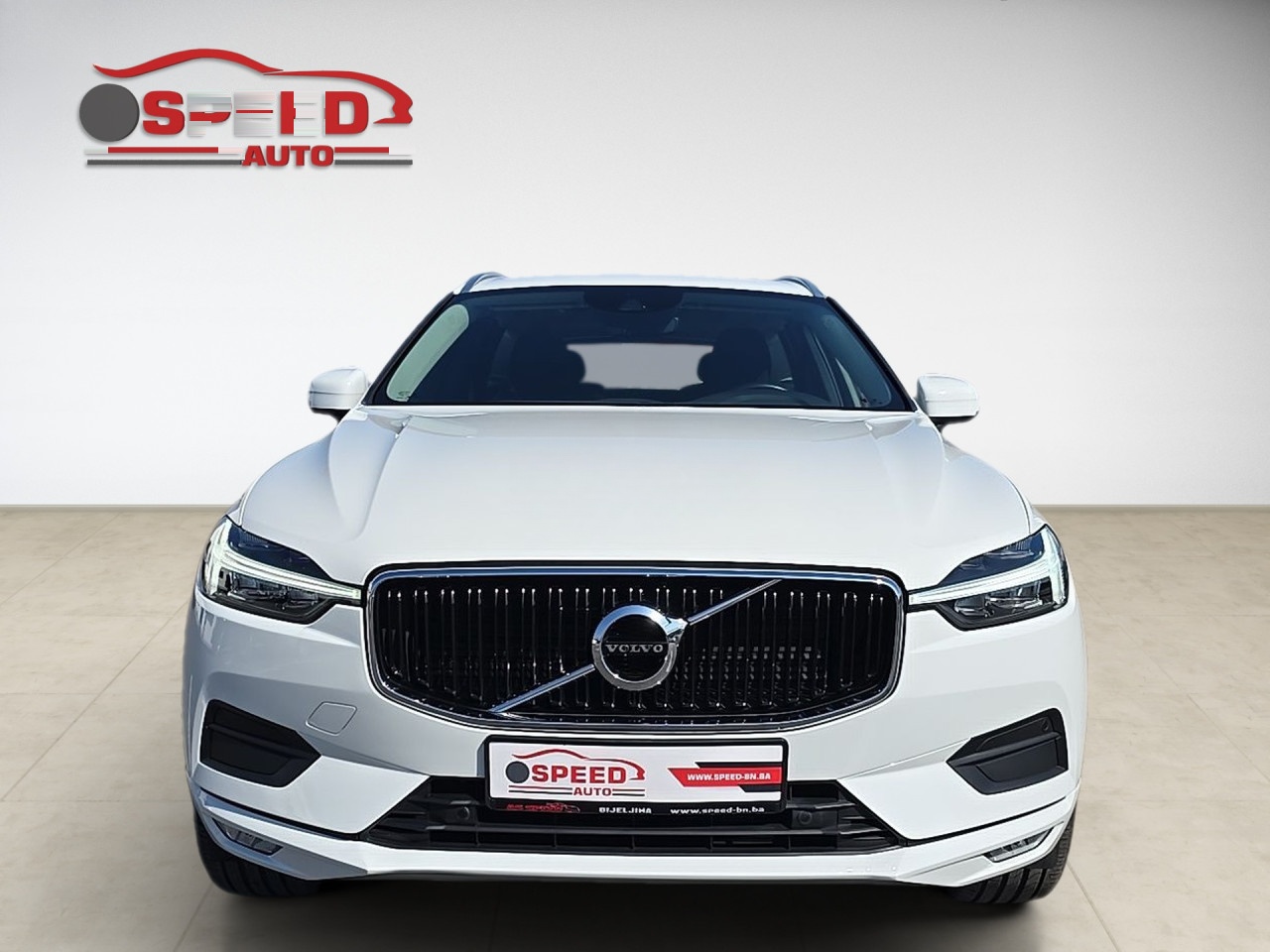 VOLVO XC60 B4D MOMENTUM PRO   AWD   AUTOMATIK