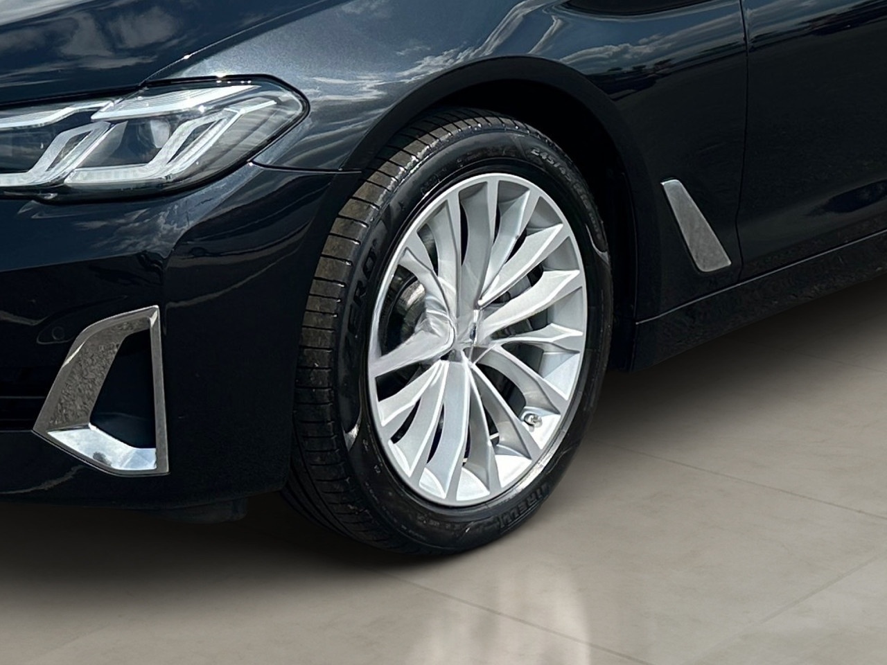 BMW 530d G30 xDrive Luxury line