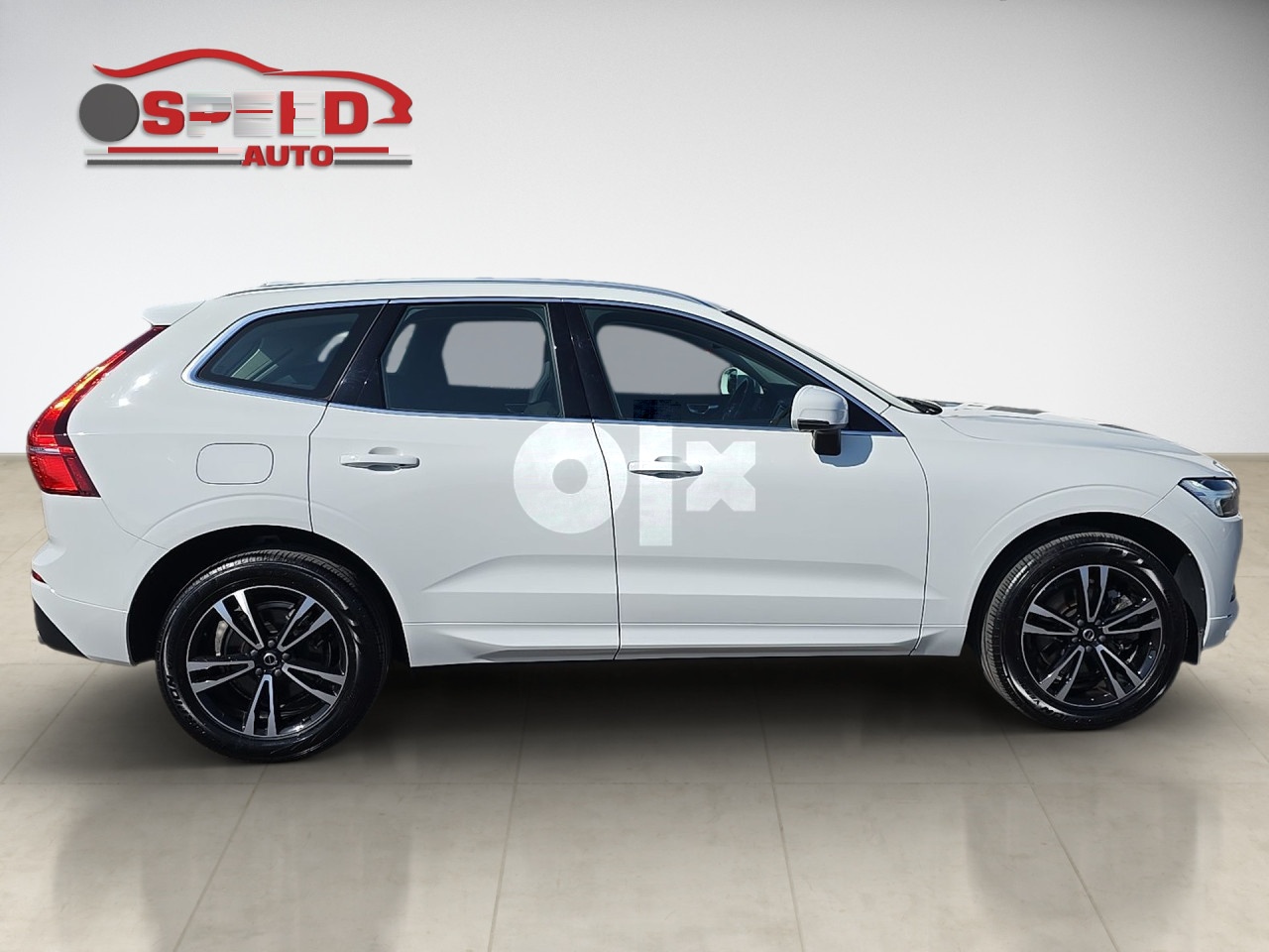 VOLVO XC60 B4D MOMENTUM PRO   AWD   AUTOMATIK