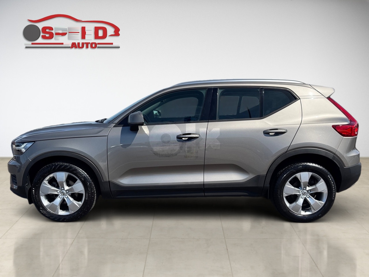 Volvo XC40 D3  Momentum Pro Manuelni  2020