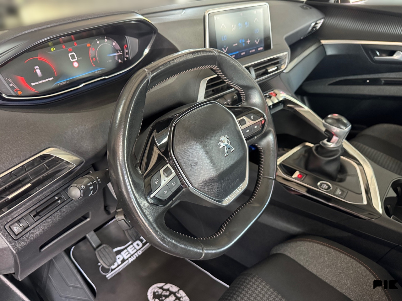Peugeot 5008 1.5 BlueHDI ACTIVE BUSINESS
