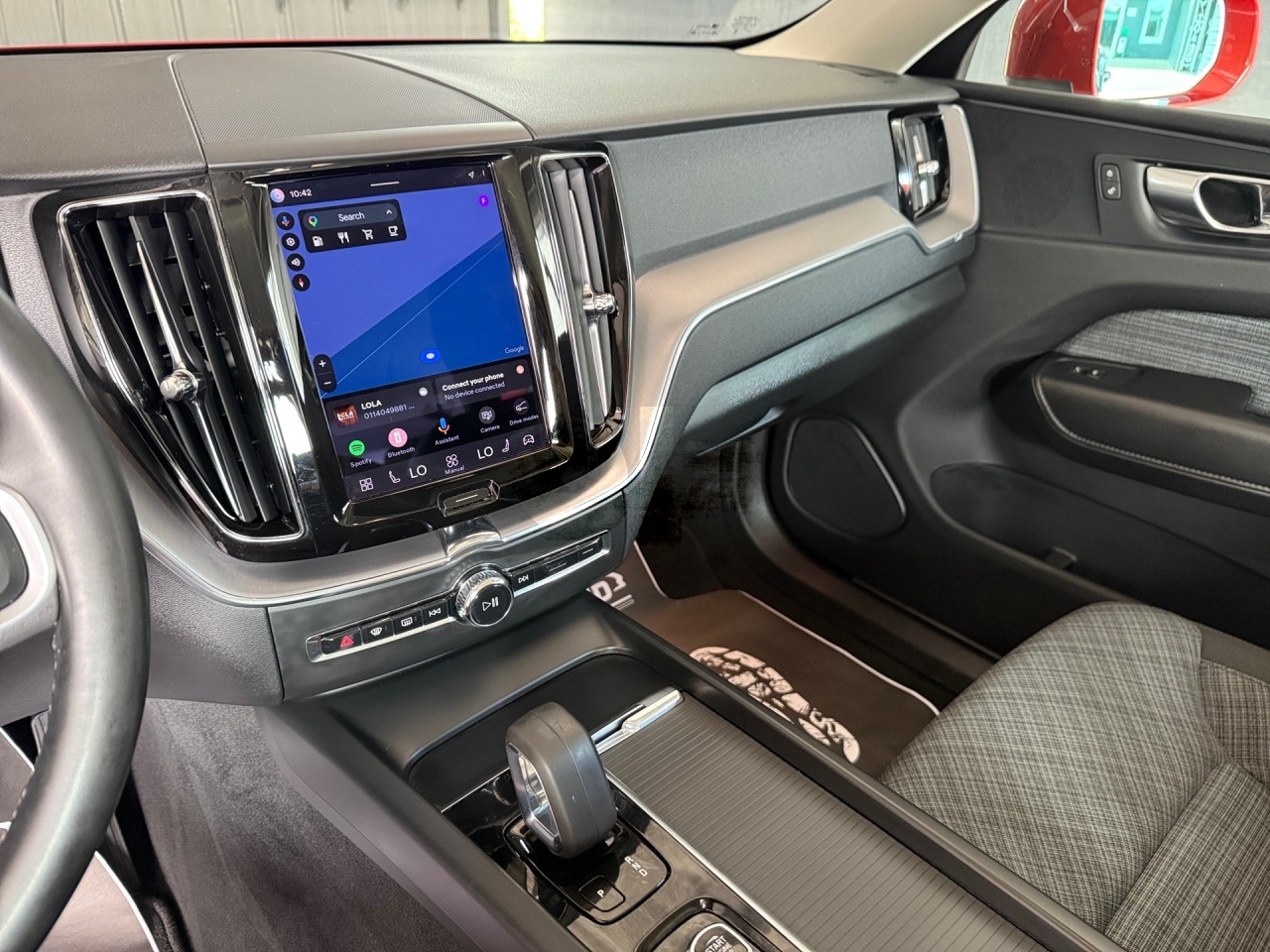 Volvo XC 60 B4 D AWD MOMENTUM PRO