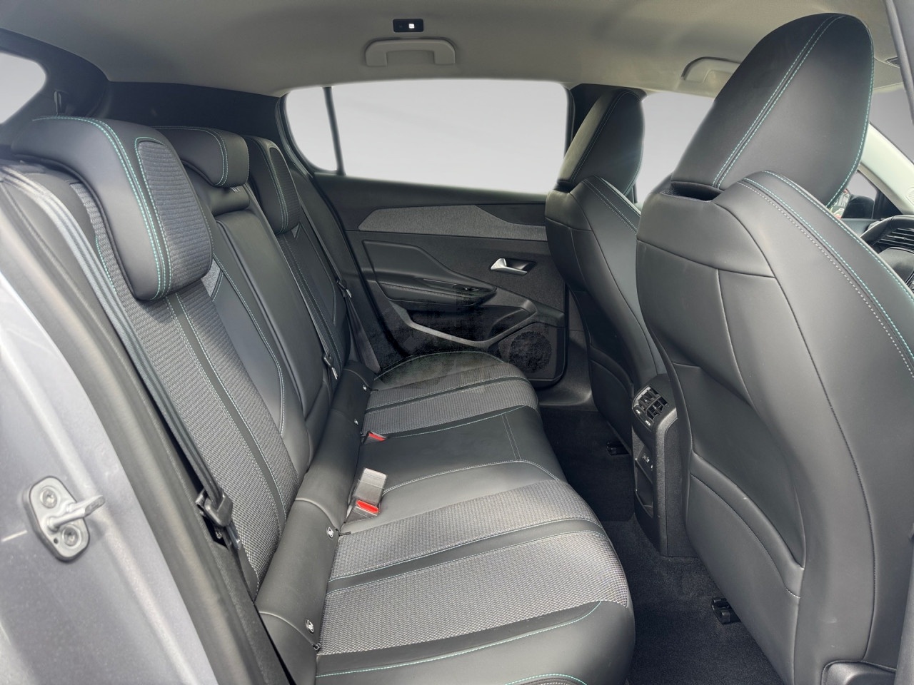 Peugeot 308 ALLURE 1.5 BlueHDI EAT8