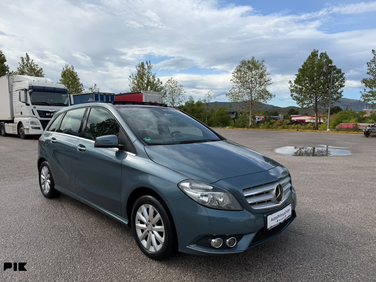 Mercedes-Benz B 180 CDI-Automatik-7G-DTC-Panorama-2014g-UVOZ-