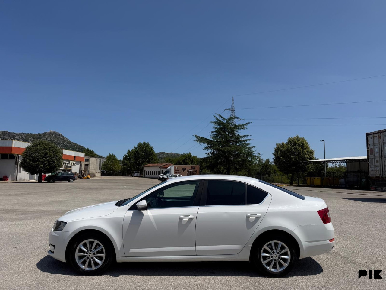 Škoda Octavia 1.6 TDI-110 KS-DSG-Automatik-Navi-TV-2017g