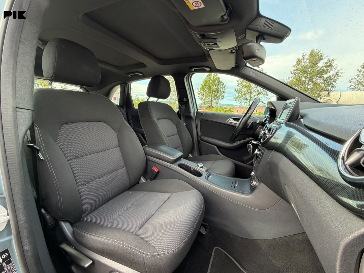 Mercedes-Benz B 180 CDI-Automatik-7G-DTC-Panorama-2014g-UVOZ-