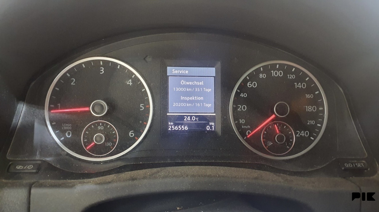 VW Tiguan 2.0 TDI-DSG-Bi-Xenon-Pano-4M-9/2013g-UVOZ-