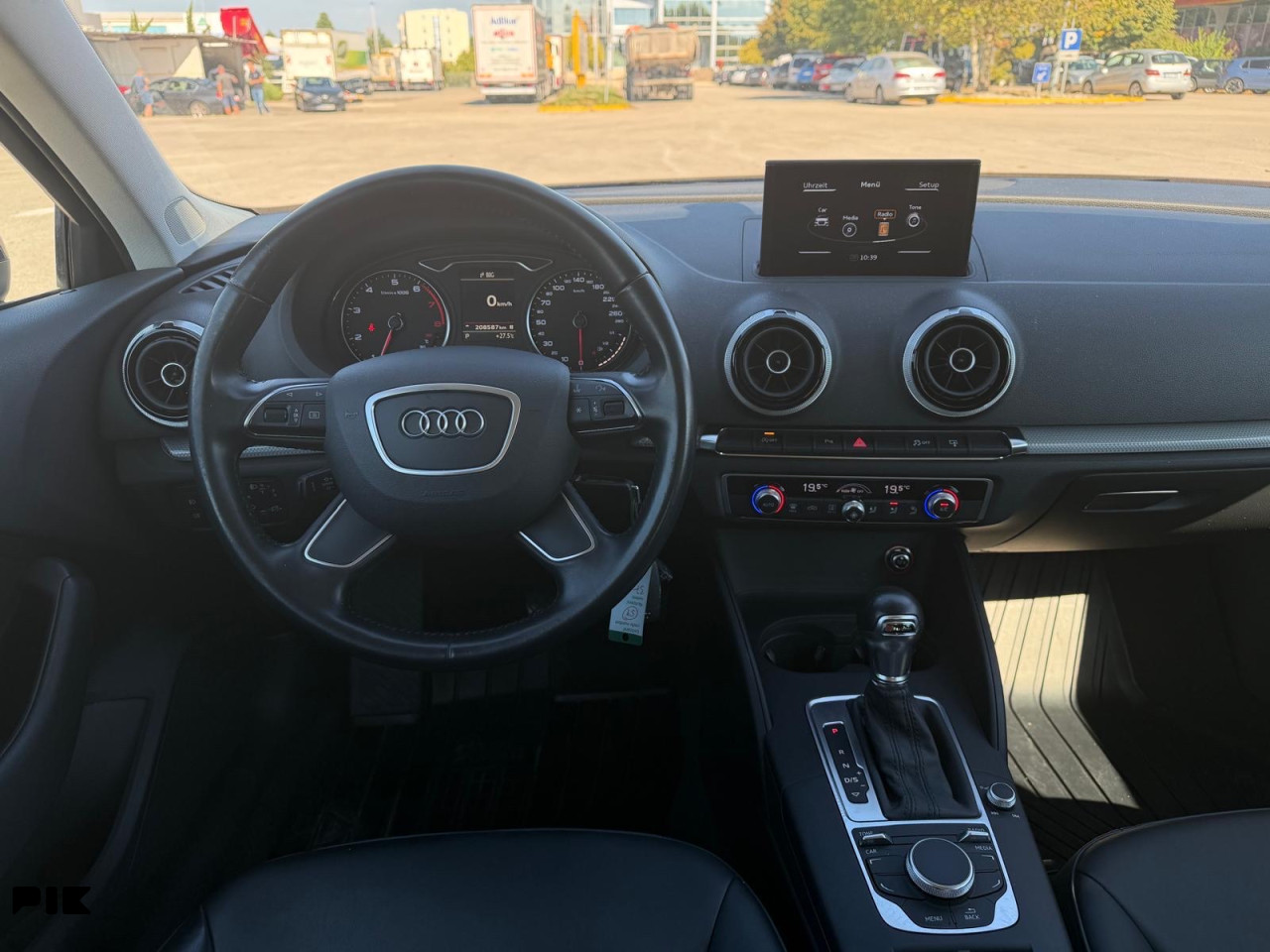 Audi A3 1.2 TFSI-Automatik-S-tronic-Ambition-2015g-UVOZ-