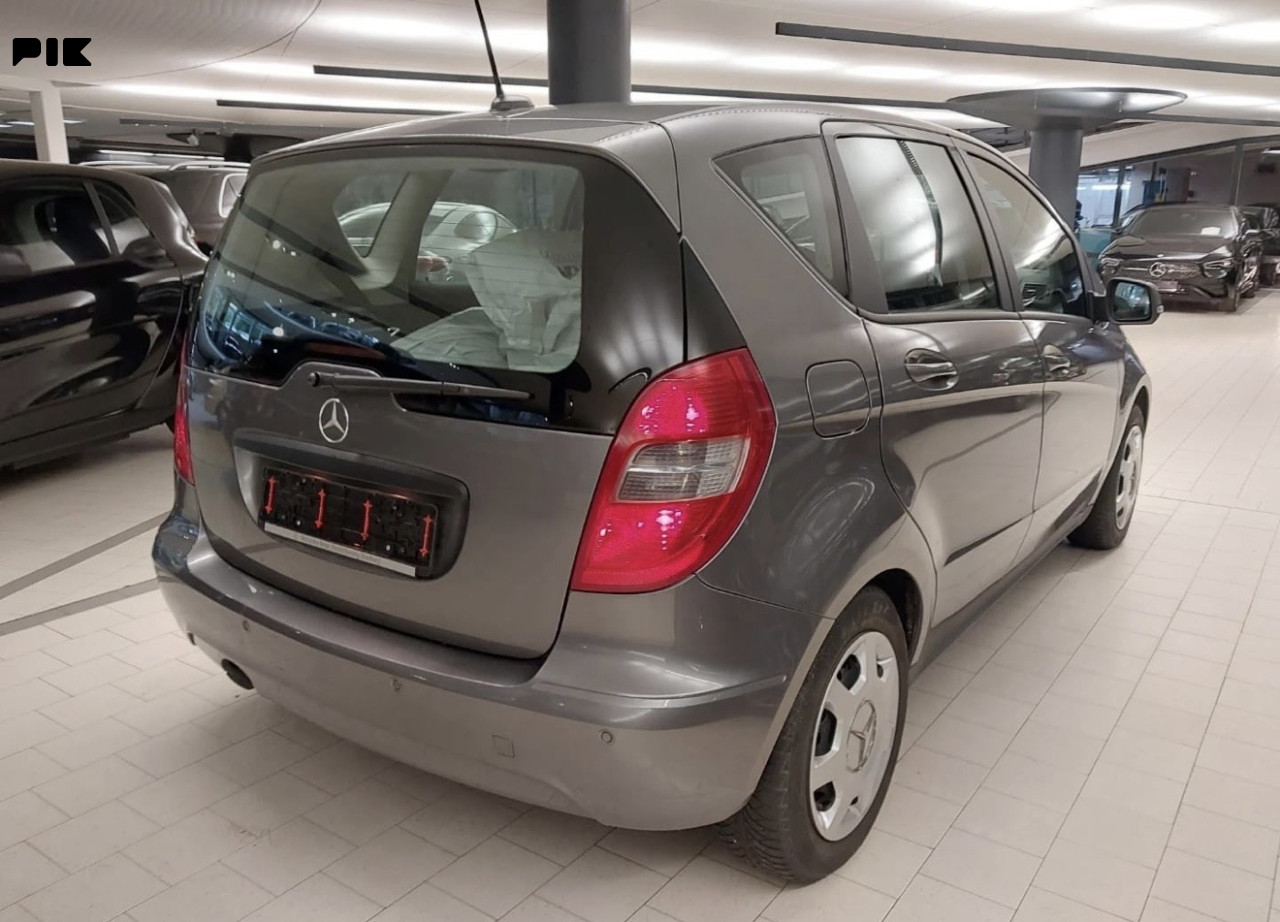Mercedes-Benz A 180 CDI-Automatik-7/2011g-UVOZ-