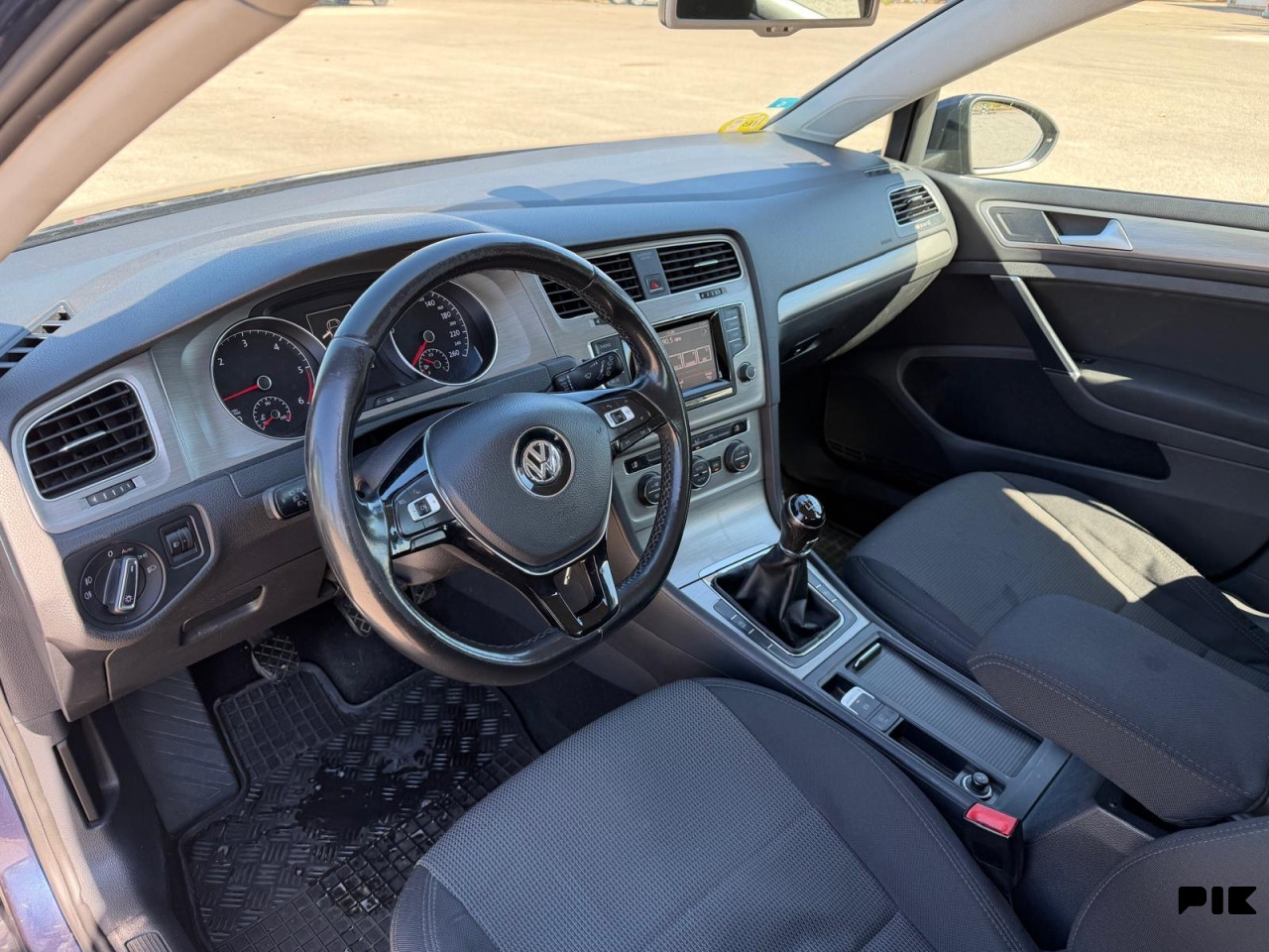 VW Golf 7 1.6 TDI Navi-MF-2014g-Odlično stanje-Reg.7/27