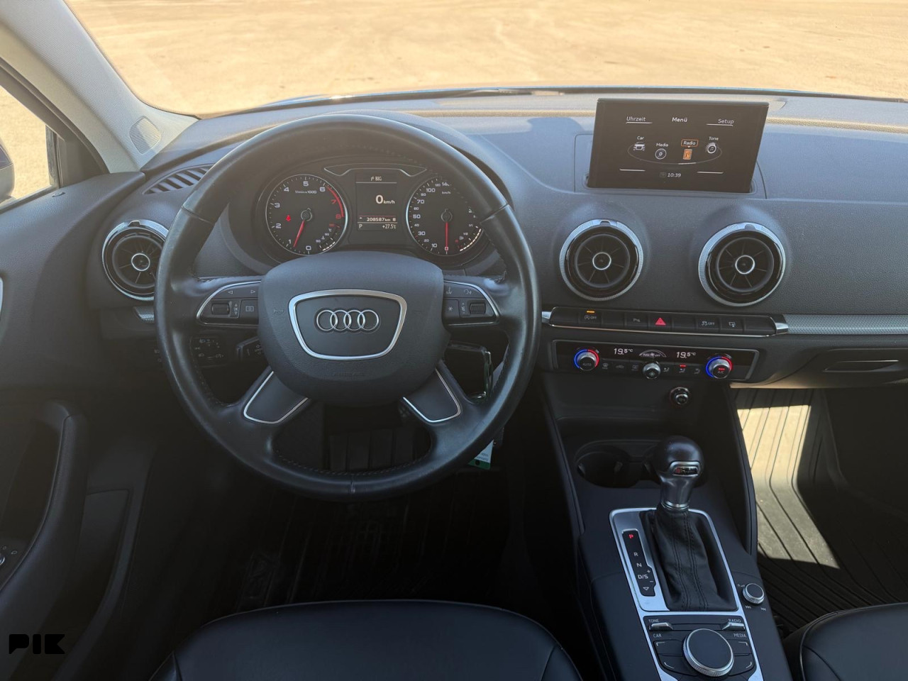 Audi A3 1.2 TFSI-Automatik-S-tronic-Ambition-2015g-UVOZ-