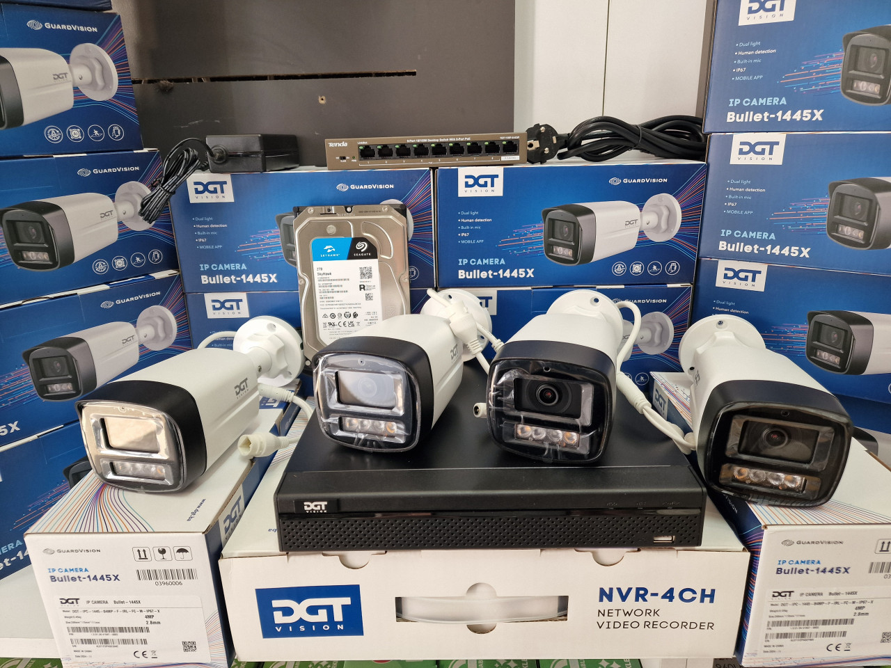 IP SET Kamera 4MP Color 4K Snimač