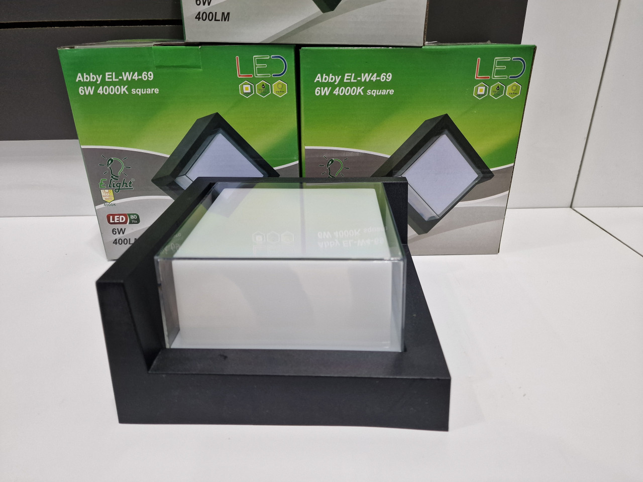 Zidna lampa E-light Abby EL-W4-70 6W 4000K kvadratna