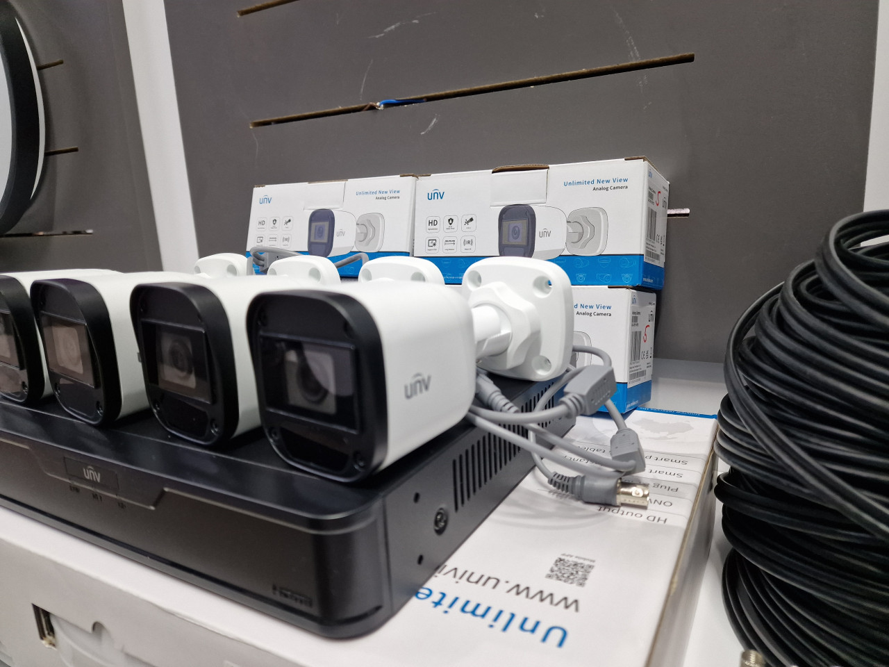 Set 4 x Kamera 5Mp Uniview