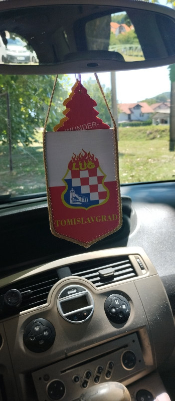 ZASTAVICE - STOLNE, ZIDNE, ZA AUTA