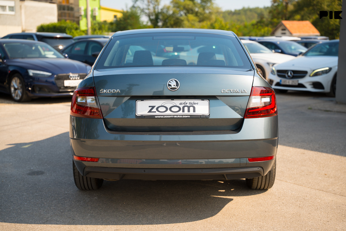 Škoda Octavia 2.0 TDI (-0406-ID)