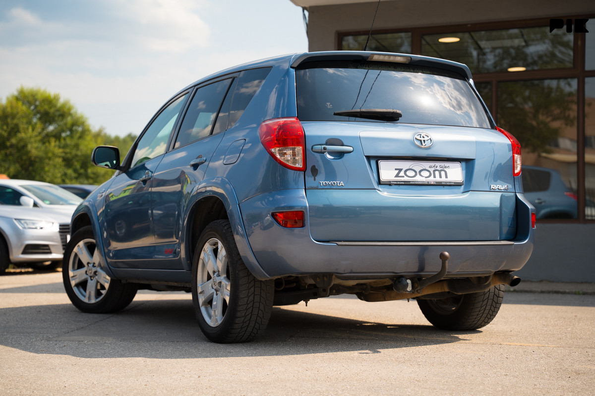 Toyota RAV 4 2.2 D 4X4 (-6723-ID)