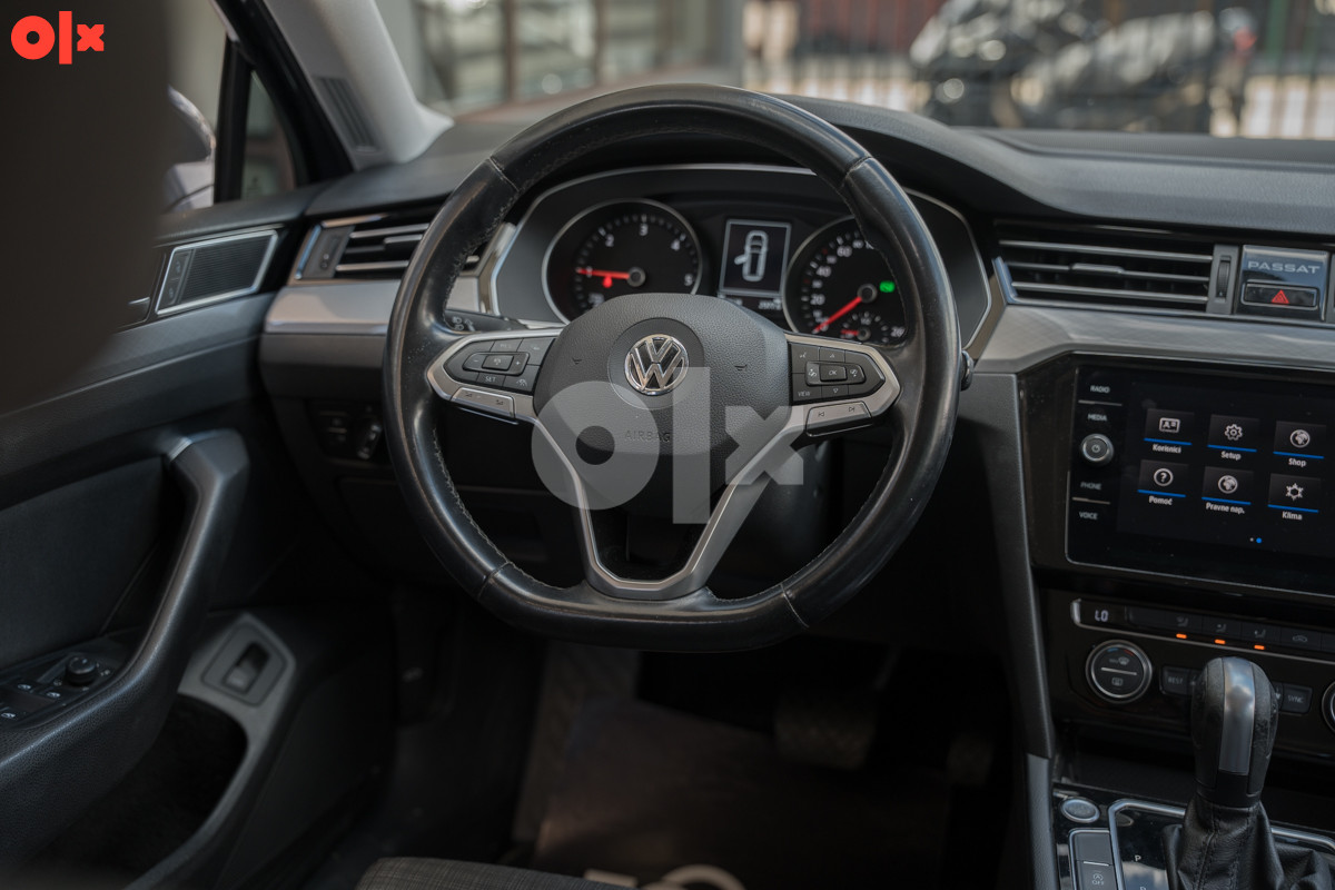 Volkswagen Passat 2.0 TDI DSG (-7428-ID)