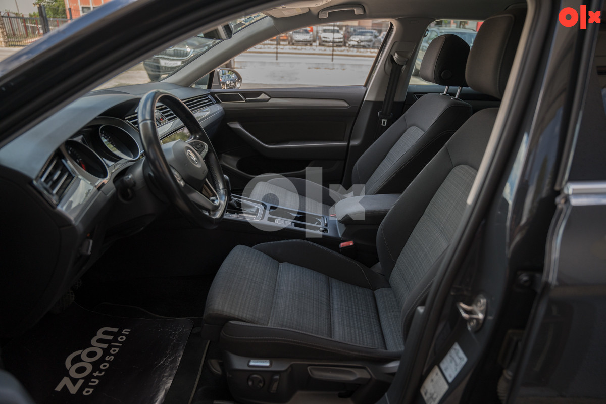 Volkswagen Passat 2.0 TDI DSG (-7428-ID)