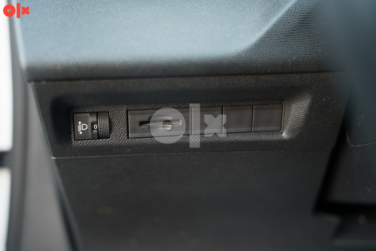 Peugeot 308 1.5 BlueHDI (-7627-ID)