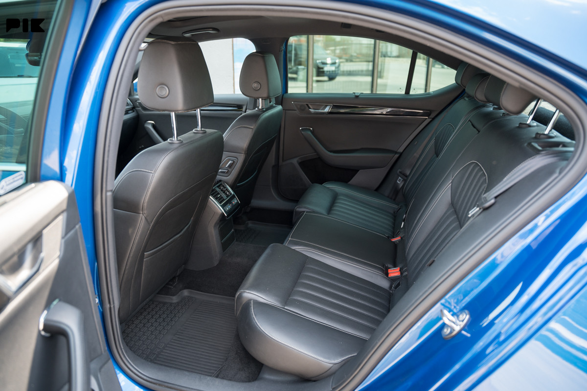 Škoda Superb 2.0 TDI DSG L&K (-3576-ID)