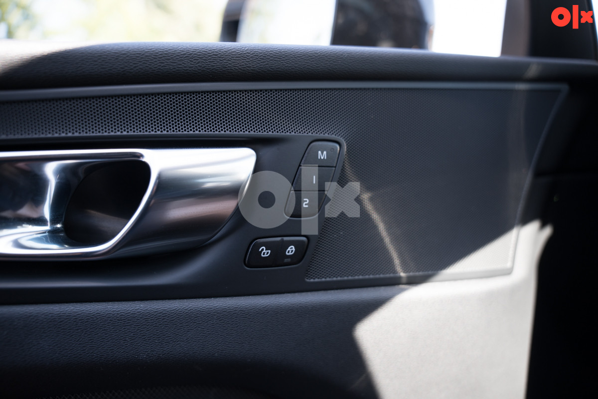 Volvo XC 60 2.0 D B4 AWD R-DESING (-6183-ID)