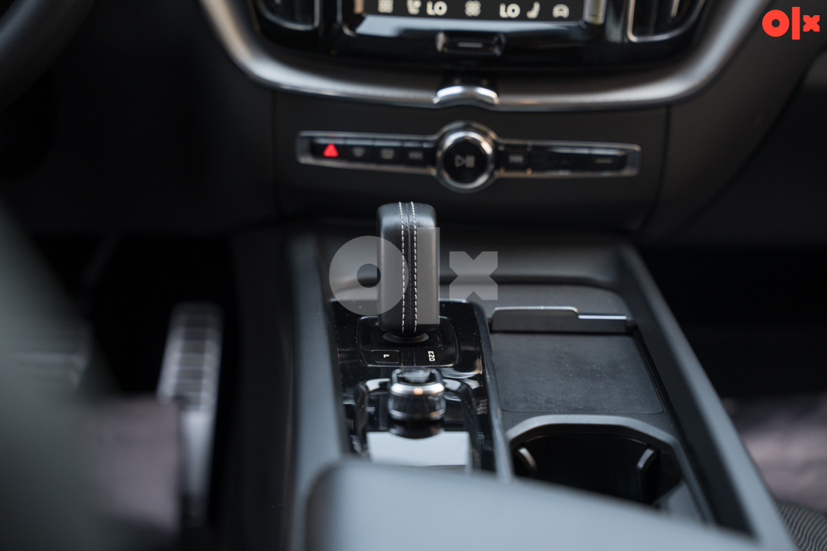 Volvo XC 60 2.0 D B4 AWD R-DESING (-6183-ID)