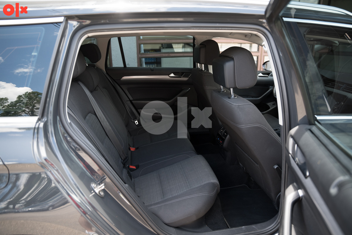 Volkswagen Passat 2.0 TDI DSG (-7428-ID)
