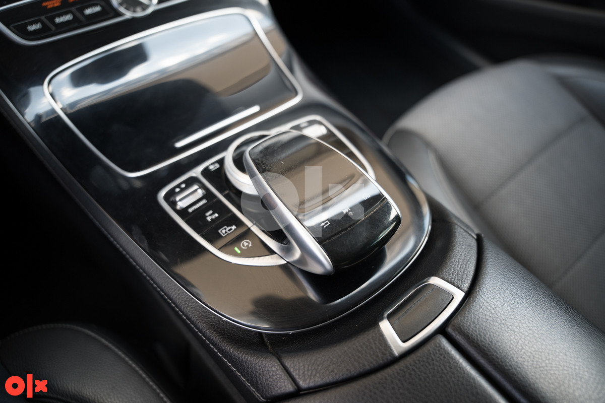 Mercedes-Benz E 220 D AMG (-4864-ID)