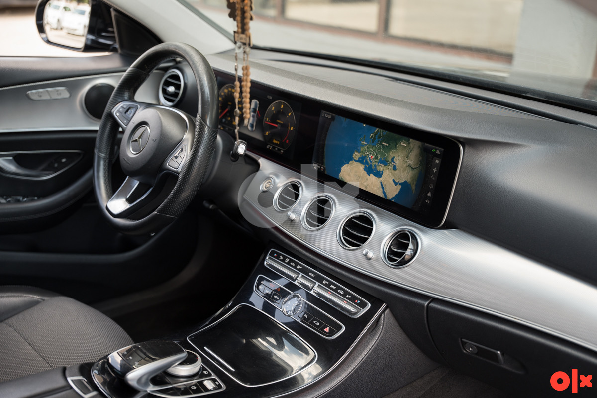 Mercedes-Benz E 220 D AMG (-4864-ID)