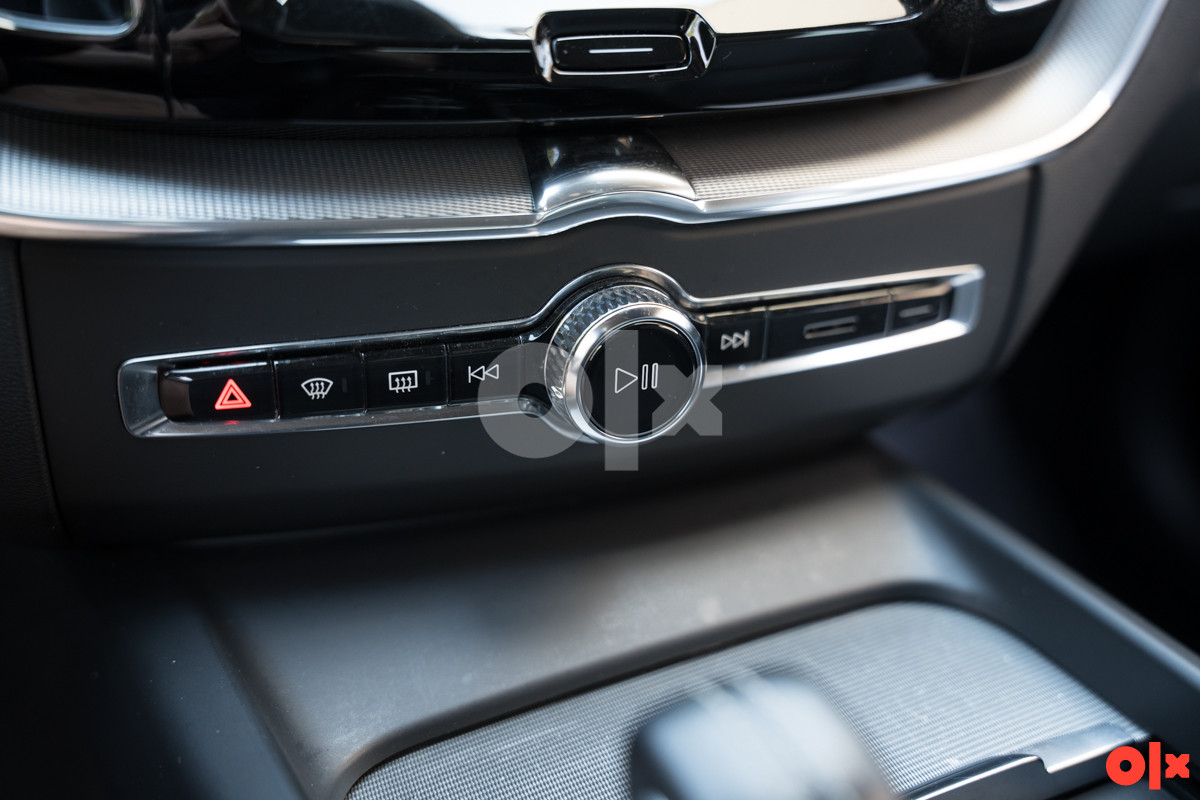 Volvo XC 60 2.0 D B4 AWD R-DESING (-6183-ID)