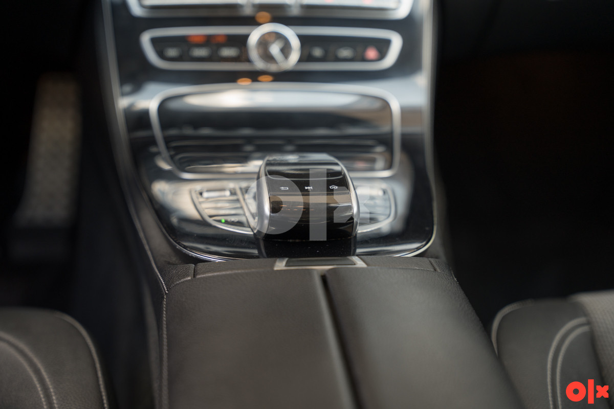 Mercedes-Benz E 220 D AMG (-4864-ID)
