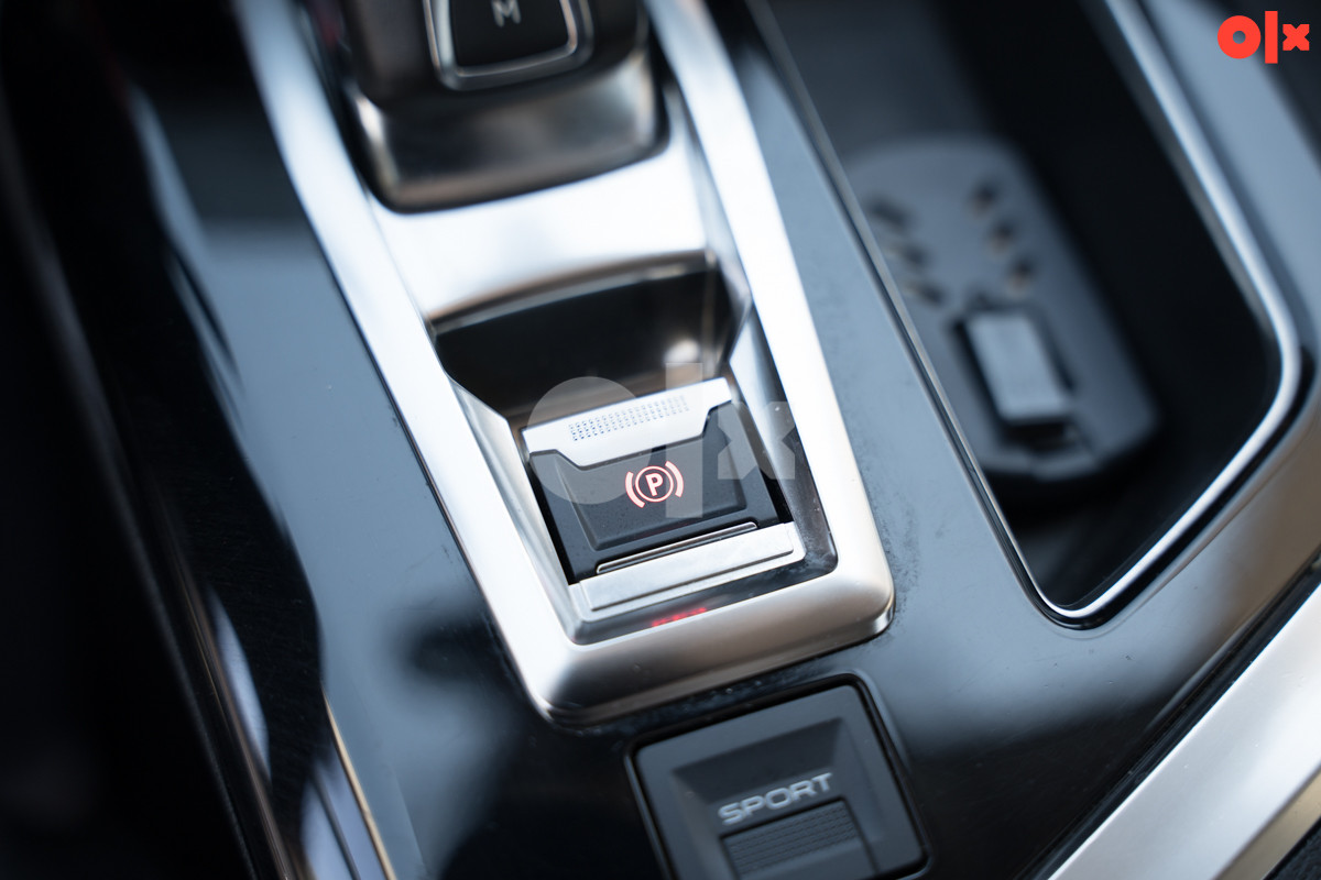 Peugeot 5008 1.5 BlueHDI (-7849-ID)