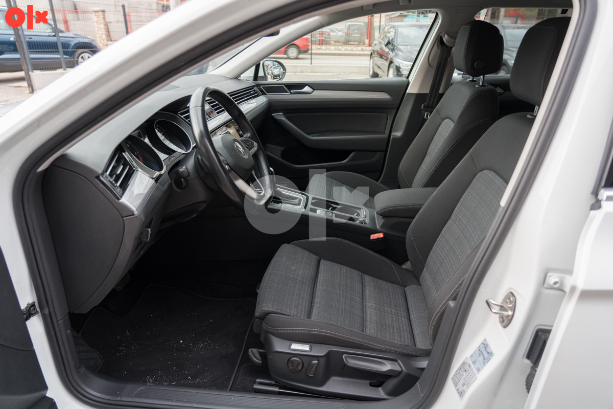 Volkswagen Passat 2.0 TDI DSG (-1182-ID)