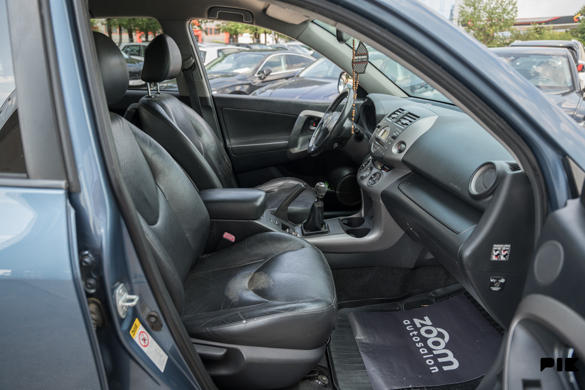 Toyota RAV 4 2.2 D 4X4 (-6723-ID)