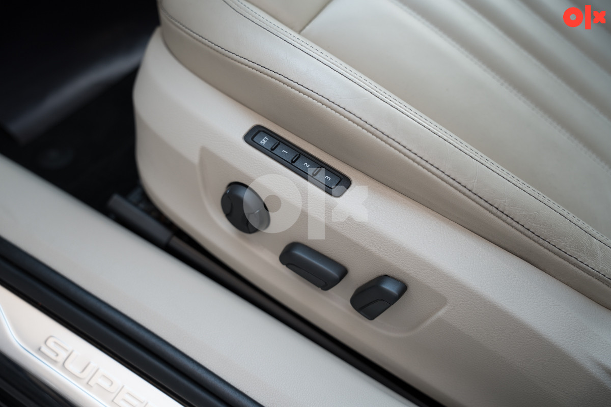 Škoda Superb 2.0 TDI DSG 4X4 (-1179-ID)