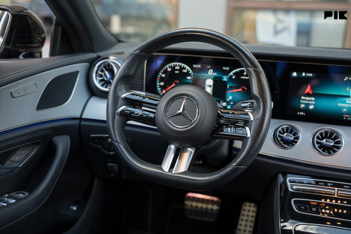 Mercedes-Benz CLS 400 D 4MATIC AMG (-6617-ID)