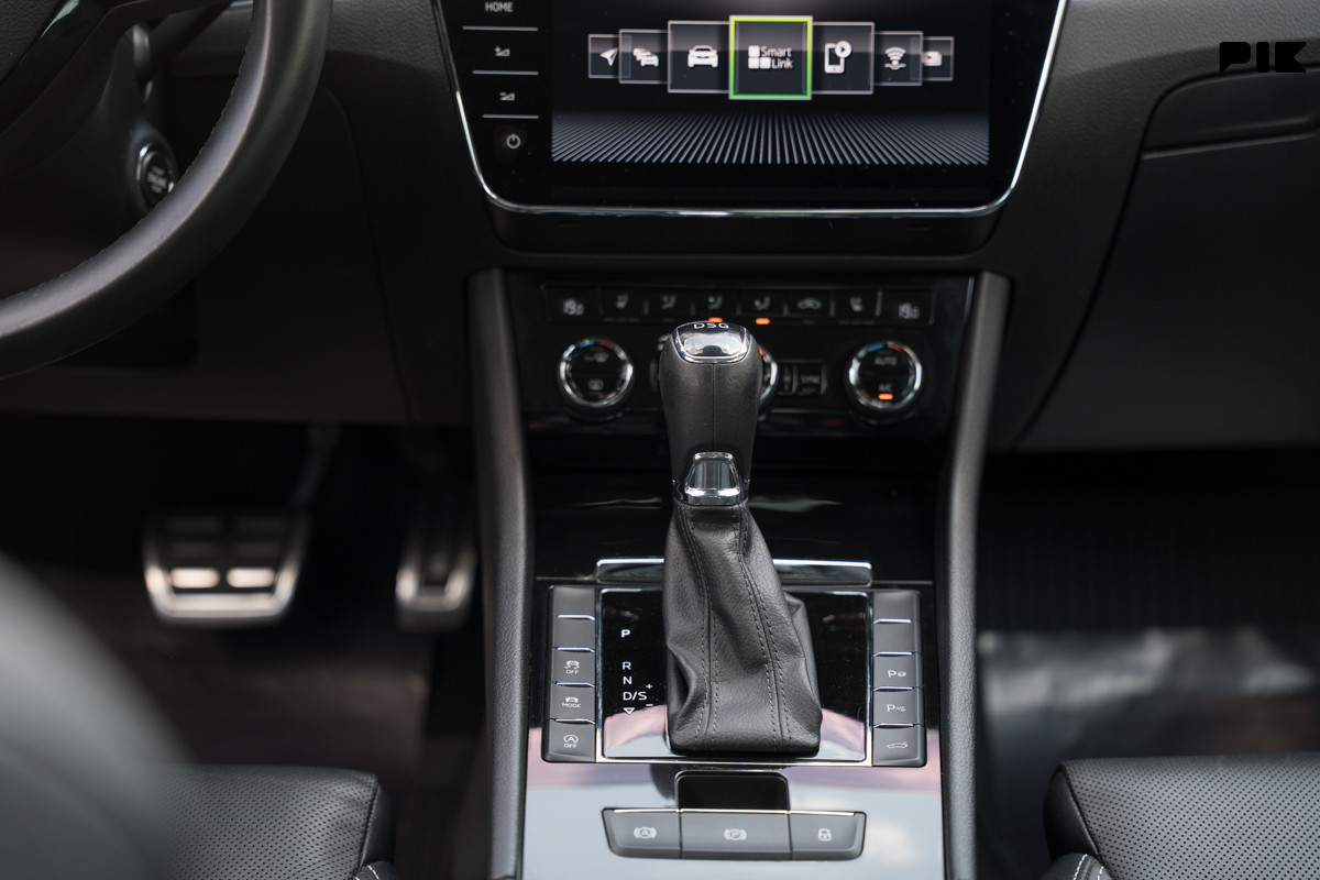 Škoda Superb 2.0 TDI DSG L&K (-3576-ID)