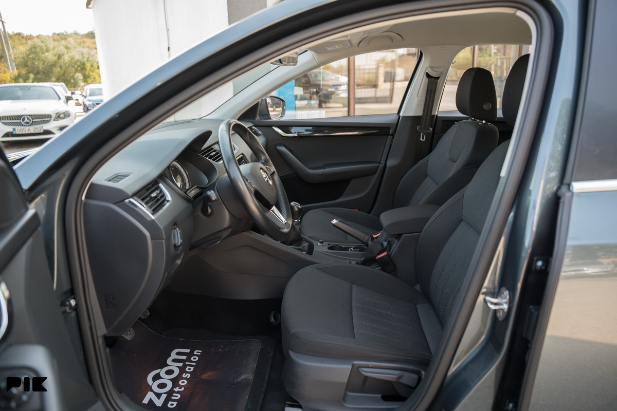 Škoda Octavia 2.0 TDI (-0406-ID)