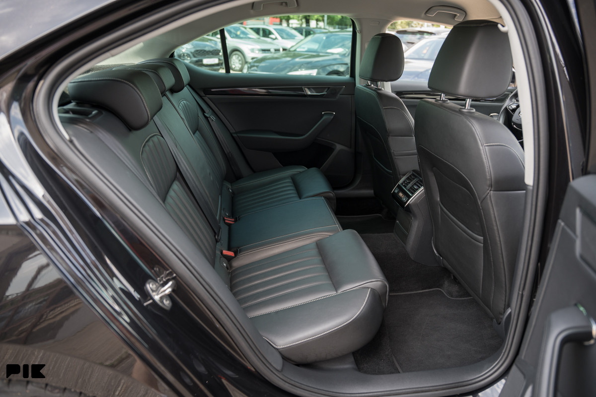 Škoda Superb 2.0 TDI DSG L&K (-4058-ID)
