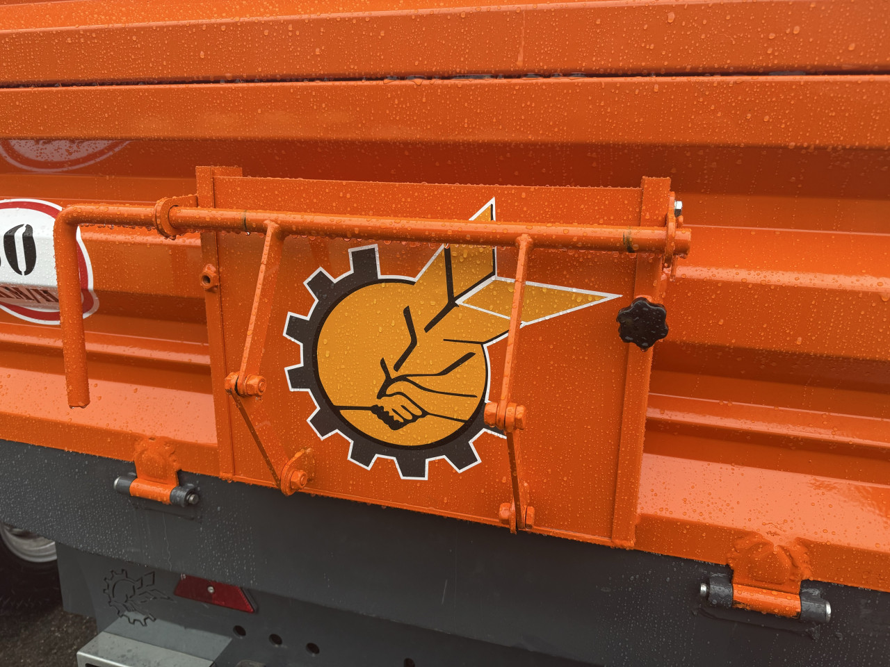 Traktor traktorska prikolica ERDALLAR 4T NOVO