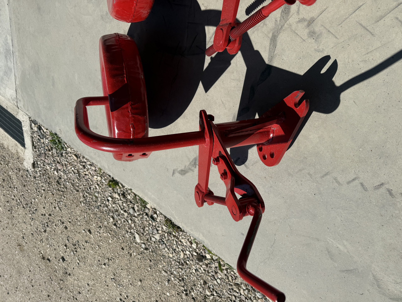 Traktor plug imt točak dubine novo