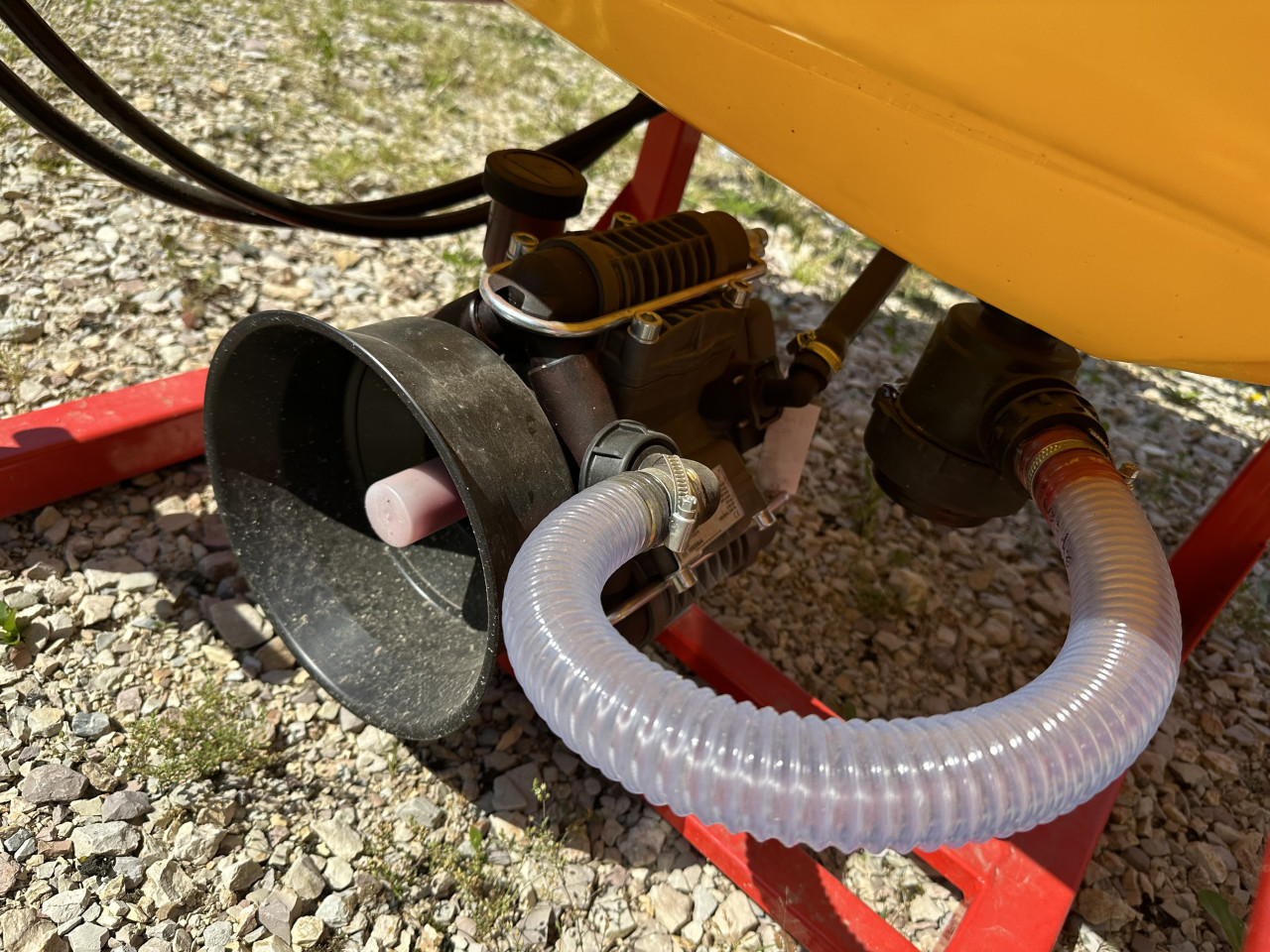 Traktor traktorska prskalica 660 l 10 m  Agromehanika