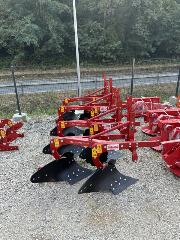 Traktor traktorski plugovi plug novo vise vrsta