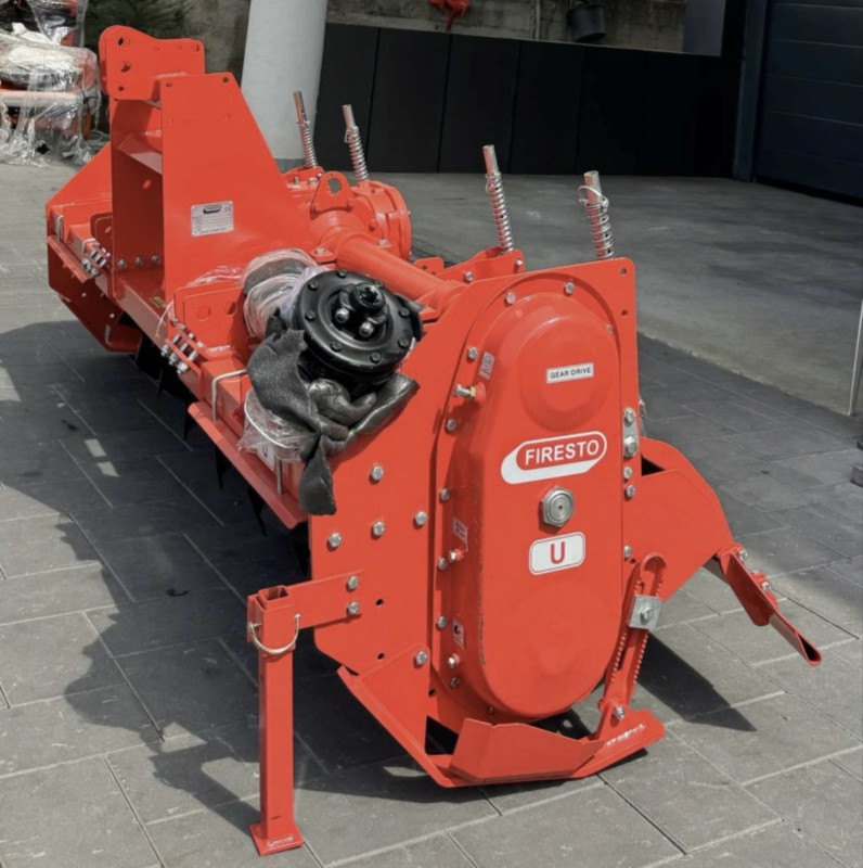 Traktor traktorska freza Firesto 225 245 265 Teška novo