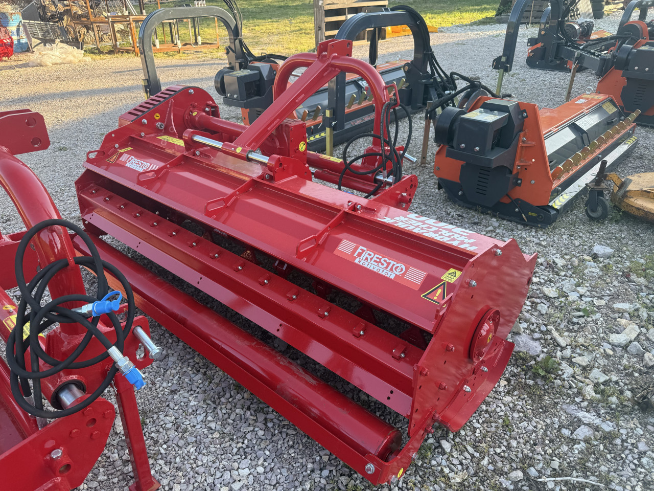 Traktor malčer mulčer tarup FIRESTO 210 teski 700 kg
