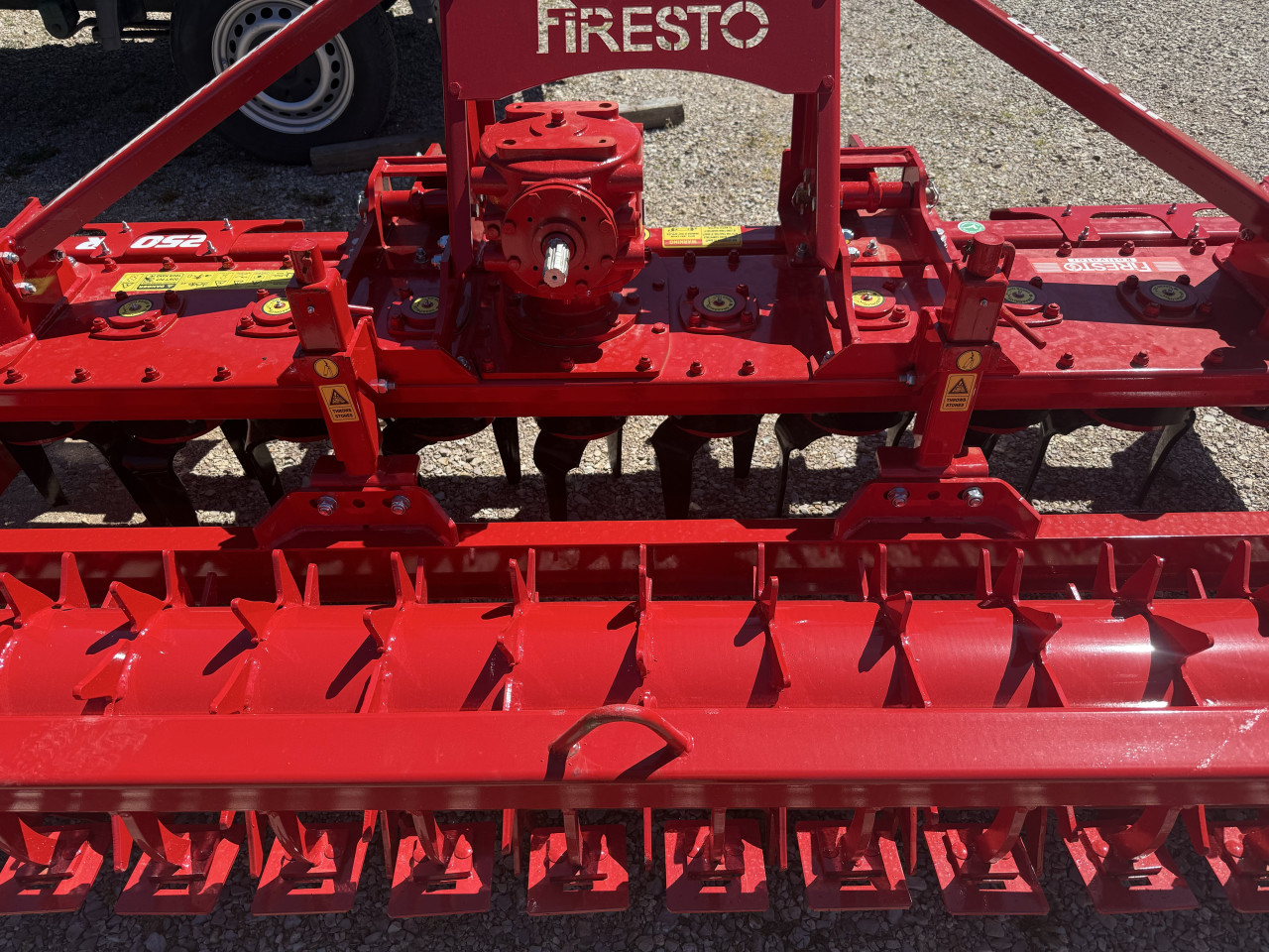 Traktor  freza  rotodrljača FIRESTO 200 225 250 roto drljača