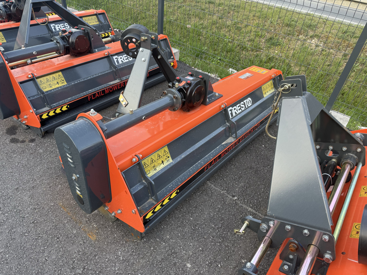 Traktor malčer mulčer tarup  Firesto 155 165 175 195